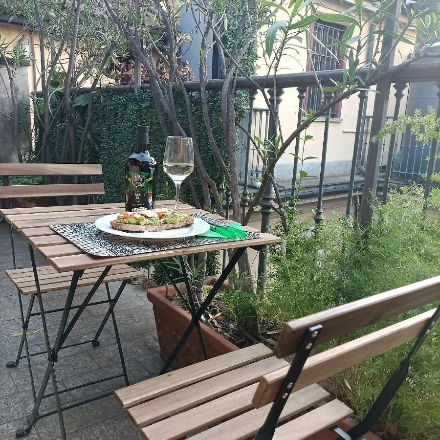 Holiday home Milano For Guest- Angela Apartment Duomo Italy